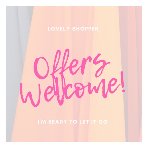 Meet your Posher, Lara - Picture 2 of 2